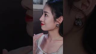 假麪女保鏢