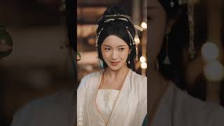 The Empress Steadily Dominates, Leaving the Harem in Chaos