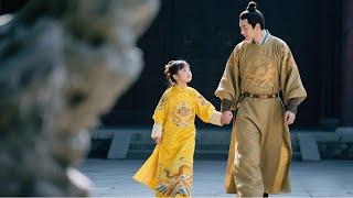 Raising a Female Emperor from Childhood