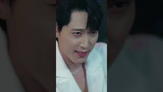 认亲替罪后，我能预知未来了！