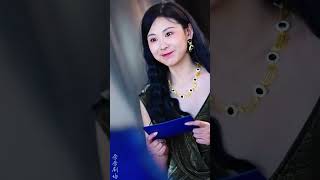 明爭暗寵