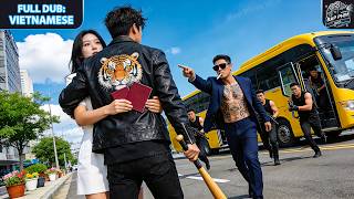 窮小子誤救被追女孩，竟是隱姓縂裁在求婚