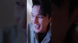 她從風暴中走來