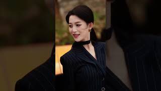 校花帮我报名车赛，我超跑曝光了