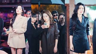 I Saved a Gang Boss Lady as a Street Vendor—Now She Wants to Keep Me Forever