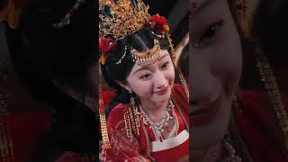 《穿书后靠读心被权臣龙夫娇宠了》