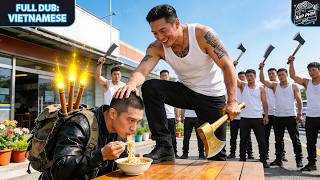 《Insulted at a Street Stall for Being Poor? He's Actually a Hidden War King!》