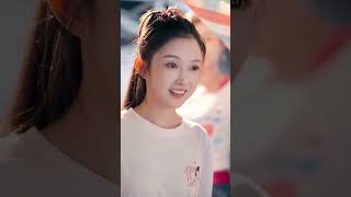 重生被趕出家門忽悠校花擺地攤