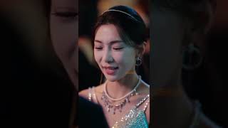 A Crimson Mark on Xueqi