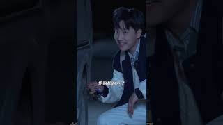 我就喫個瓜，撿走穿越者系統