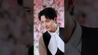 穿成儿子！我亲自治他的恋爱脑