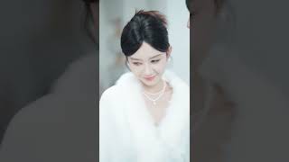 愛意悄悄萌芽：命運的交織