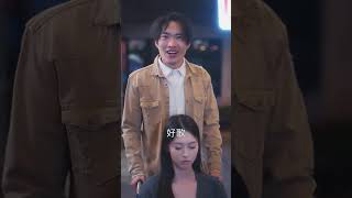 天才穿越被封杀？夜市卖歌火到大佬追