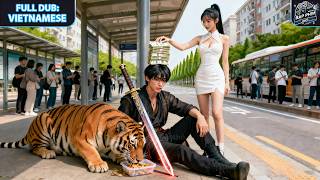 《The Fiancée Pushed Her "Poor" Fiancé Off the Car, Only to Find He's the Clan-Saving War God》