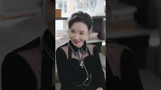 我在等，月光落在我身上