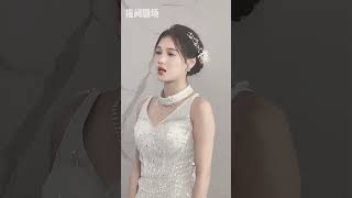 左一的動情一幕：心碎的淚水