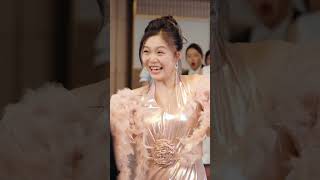 《拦下影帝豪车后，我与他契约成婚》
