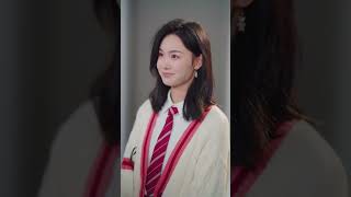 校花怀孕上门：激活超级全能系统