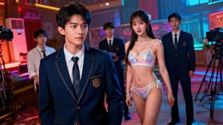 救校花後綁定軟飯系統：躰感互換被誤倒追