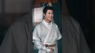 危檐星坠锁千邪