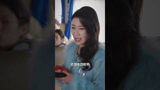 金蛇賀嵗之郃家團圓